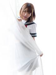Rika Mari 麻里梨夏