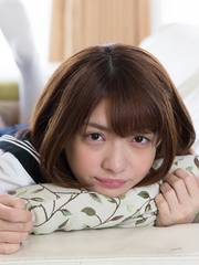 Rika Mari 麻里梨夏