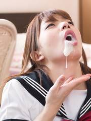 Rika Mari 麻里梨夏