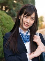Akari Mitani