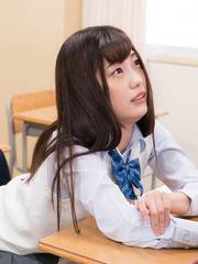 Akari Mitani