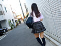【VR】【追跡レ●プ】下校中の女子生徒の太ももを追いかけるうち戻れなくなって家に押し入り何度も犯しまくった 松井日奈子